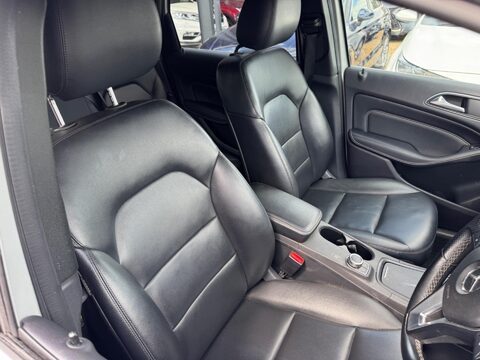 Mercedes-Benz B Class 1.6 B180 BlueEfficiency Sport 7G-DCT Euro 5 (s/s) 5dr 10