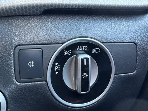 Mercedes-Benz B Class 1.6 B180 BlueEfficiency Sport 7G-DCT Euro 5 (s/s) 5dr 27