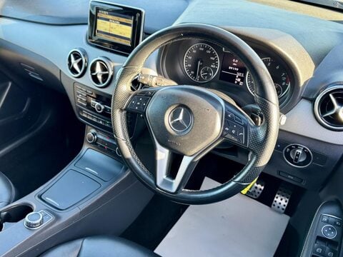 Mercedes-Benz B Class 1.6 B180 BlueEfficiency Sport 7G-DCT Euro 5 (s/s) 5dr 31