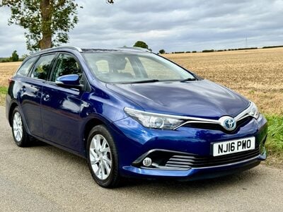 Toyota Auris 1.8 VVT-h Icon Touring Sports CVT Euro 6 (s/s) 5dr