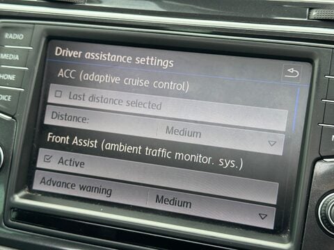 Volkswagen Tiguan 2.0 TDI BlueMotion Tech SEL DSG 4Motion Euro 6 (s/s) 5dr 27