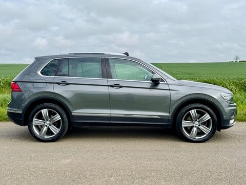Volkswagen Tiguan 2.0 TDI BlueMotion Tech SEL DSG 4Motion Euro 6 (s/s) 5dr 5