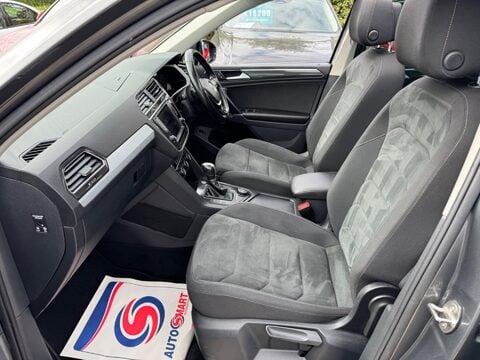 Volkswagen Tiguan 2.0 TDI BlueMotion Tech SEL DSG 4Motion Euro 6 (s/s) 5dr 49