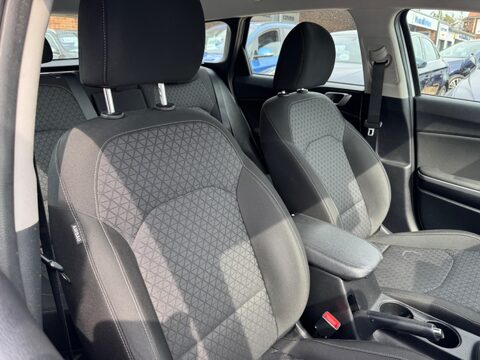 Kia Ceed 1.6 CRDi 2 NAV Sportswagon Euro 6 (s/s) 5dr 8