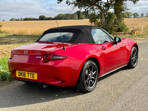 Mazda MX-5 1.5 SKYACTIV-G Sport Nav Euro 6 2dr 12