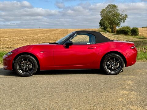 Mazda MX-5 1.5 SKYACTIV-G Sport Nav Euro 6 2dr 9