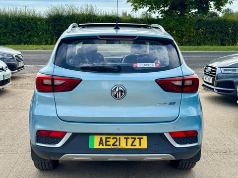 MG ZS 44.5kWh Exclusive Auto 5dr 8