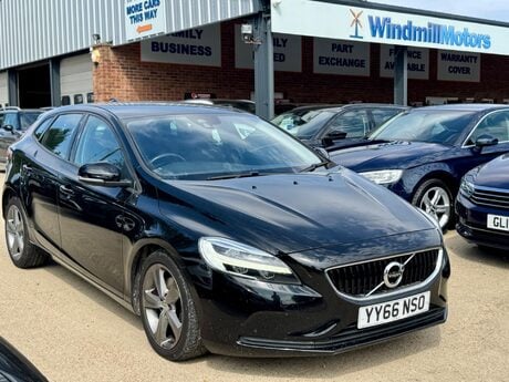 Volvo V40 2.0 T2 Momentum Euro 6 (s/s) 5dr