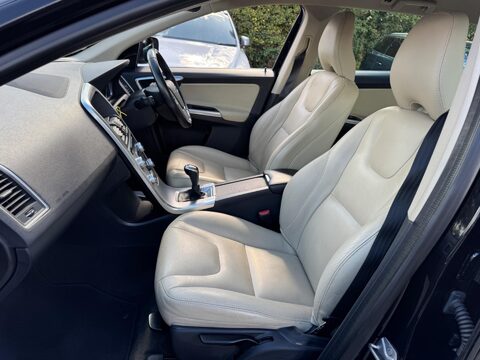 Volvo XC60 2.0 D4 SE Nav Euro 6 (s/s) 5dr 35