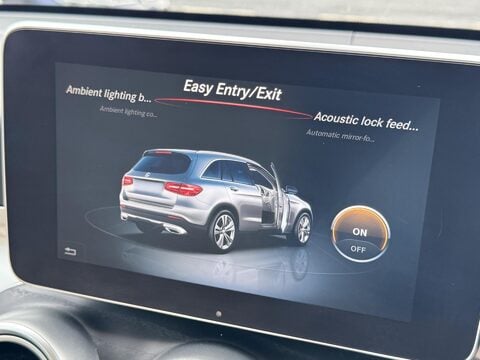 Mercedes-Benz GLC 2.1 GLC250d Sport (Premium Plus) G-Tronic 4MATIC Euro 6 (s/s) 5dr 28