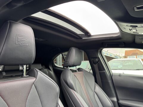 Lexus Ux 2.0 250h F Sport (Premium Plus) E-CVT E-FOUR Euro 6 (s/s) 5dr (Sunroof) 3