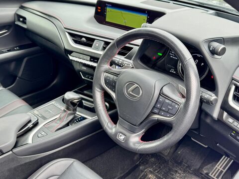 Lexus Ux 2.0 250h F Sport (Premium Plus) E-CVT E-FOUR Euro 6 (s/s) 5dr (Sunroof) 2