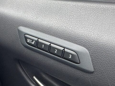 Lexus Ux 2.0 250h F Sport (Premium Plus) E-CVT E-FOUR Euro 6 (s/s) 5dr (Sunroof) 53