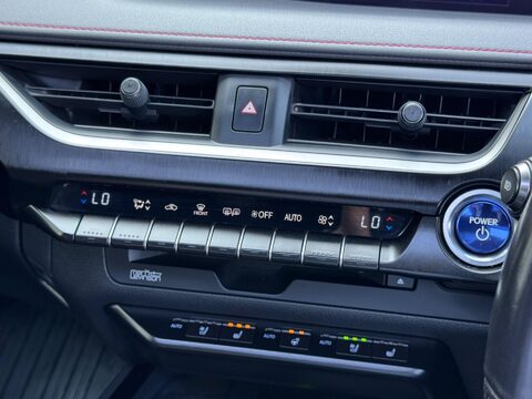 Lexus Ux 2.0 250h F Sport (Premium Plus) E-CVT E-FOUR Euro 6 (s/s) 5dr (Sunroof) 43