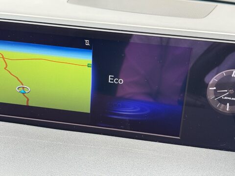 Lexus Ux 2.0 250h F Sport (Premium Plus) E-CVT E-FOUR Euro 6 (s/s) 5dr (Sunroof) 29