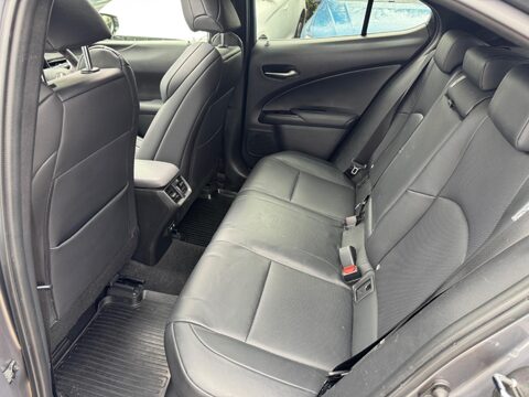 Lexus Ux 2.0 250h F Sport (Premium Plus) E-CVT E-FOUR Euro 6 (s/s) 5dr (Sunroof) 64