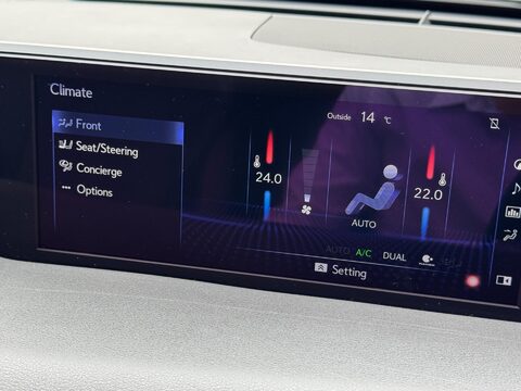 Lexus Ux 2.0 250h F Sport (Premium Plus) E-CVT E-FOUR Euro 6 (s/s) 5dr (Sunroof) 23