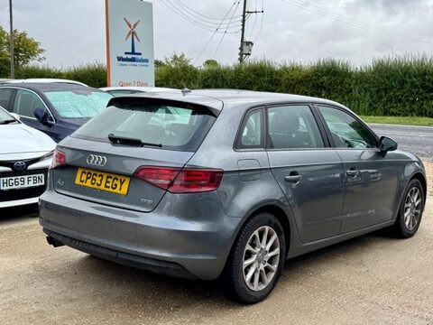 Audi A3 1.4 TFSI CoD SE Sportback Euro 6 (s/s) 5dr 3