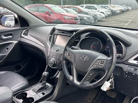 Hyundai SANTA FE 2.2 CRDi Premium Auto 4WD Euro 5 5dr (5 seat) 2