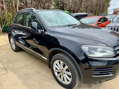 Volkswagen Touareg 3.0 TDI V6 BlueMotion Tech SE Tiptronic 4WD Euro 5 (s/s) 5dr 1
