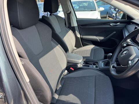 Skoda Octavia 1.5 TSI ACT SE Technology Euro 6 (s/s) 5dr 10