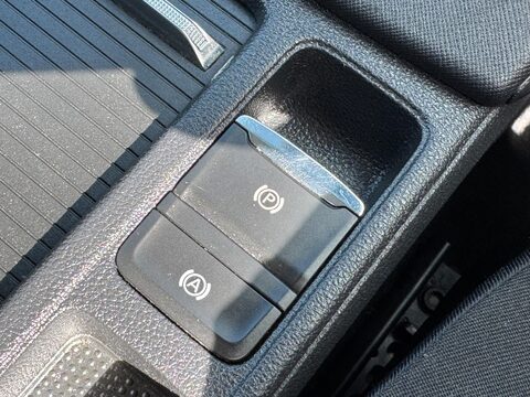 Skoda Octavia 2.0 TDI SE Technology Euro 6 (s/s) 5dr 39