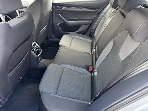 Skoda Octavia 2.0 TDI SE Technology Euro 6 (s/s) 5dr 47