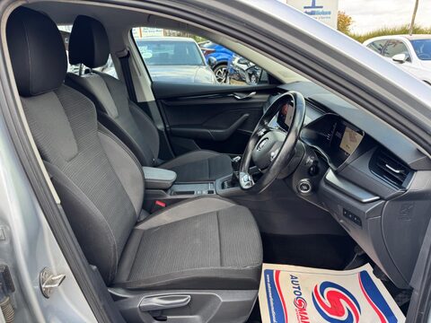 Skoda Octavia 2.0 TDI SE Technology Euro 6 (s/s) 5dr 11