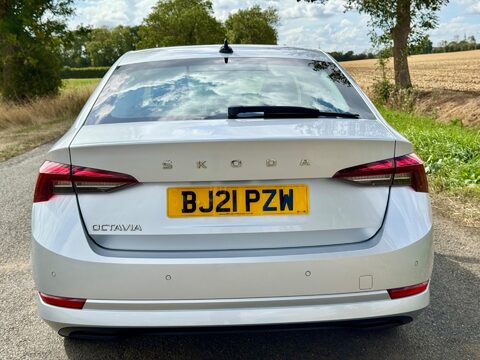 Skoda Octavia 2.0 TDI SE Technology Euro 6 (s/s) 5dr 8