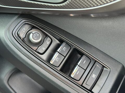 Subaru XV 2.0 i e-Boxer SE Lineartronic 4WD Euro 6 (s/s) 5dr 51
