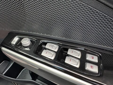 SsangYong Tivoli 1.6 e-XGi ELX Euro 6 (s/s) 5dr 31