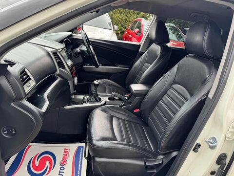 SsangYong Tivoli 1.6 e-XGi ELX Euro 6 (s/s) 5dr 35