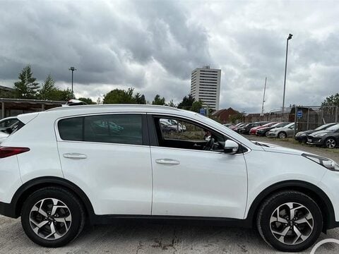 Kia Sportage 1.6 CRDi 2 DCT Euro 6 (s/s) 5dr 3