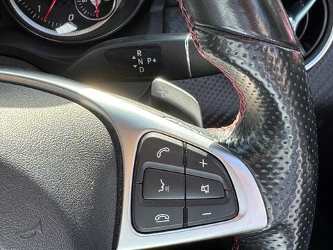 Mercedes-Benz A Class 2.1 A200d AMG Line (Premium) 7G-DCT Euro 6 (s/s) 5dr 33