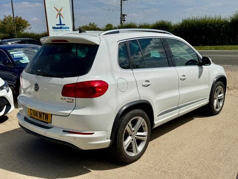 Volkswagen Tiguan 2.0 TDI BlueMotion Tech R-Line DSG 4WD Euro 5 (s/s) 5dr 3