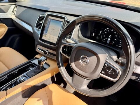 Volvo XC90 2.0 D5 Momentum Geartronic 4WD Euro 6 (s/s) 5dr 2