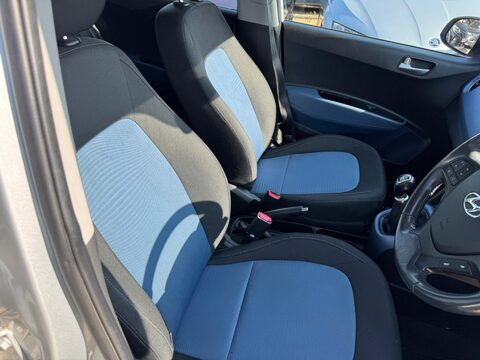 Hyundai i10 1.2 Premium Euro 5 5dr 10