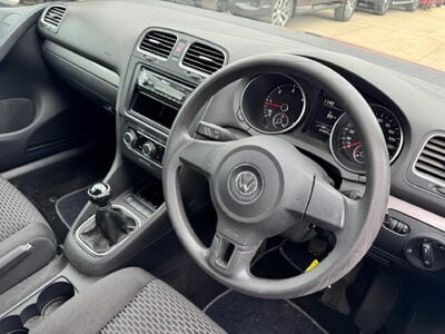 Volkswagen Golf 2.0 TDI CR S Euro 5 5dr