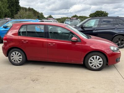 Volkswagen Golf 2.0 TDI CR S Euro 5 5dr