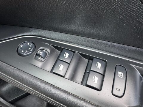 Peugeot 5008 1.5 BlueHDi Allure Euro 6 (s/s) 5dr 36
