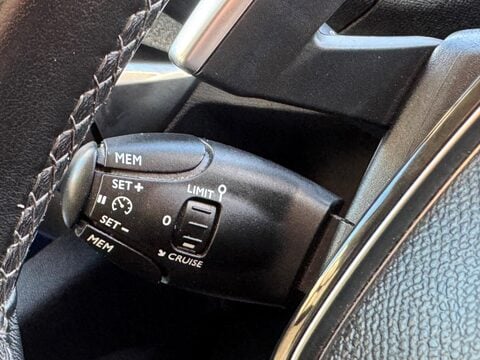 Peugeot 3008 1.6 BlueHDi Allure EAT Euro 6 (s/s) 5dr 37