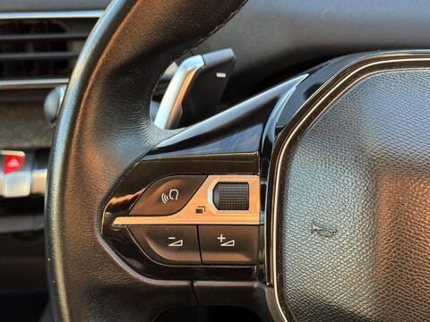 Peugeot 3008 1.6 BlueHDi Allure EAT Euro 6 (s/s) 5dr 33