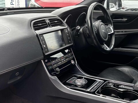 Jaguar XE 2.0d R-Sport Auto Euro 6 (s/s) 4dr 2