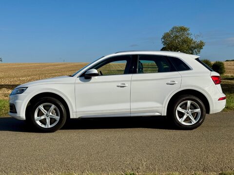 Audi Q5 2.0 TDI 40 Sport S Tronic quattro Euro 6 (s/s) 5dr 8
