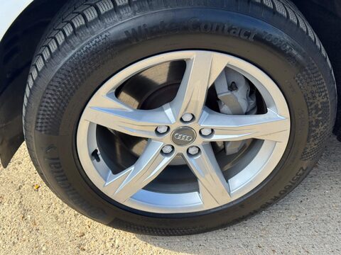 Audi Q5 2.0 TDI 40 Sport S Tronic quattro Euro 6 (s/s) 5dr 53