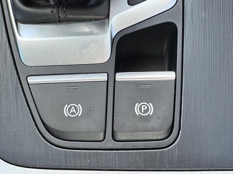 Audi Q5 2.0 TDI 40 Sport S Tronic quattro Euro 6 (s/s) 5dr 42