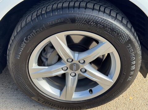 Audi Q5 2.0 TDI 40 Sport S Tronic quattro Euro 6 (s/s) 5dr 55