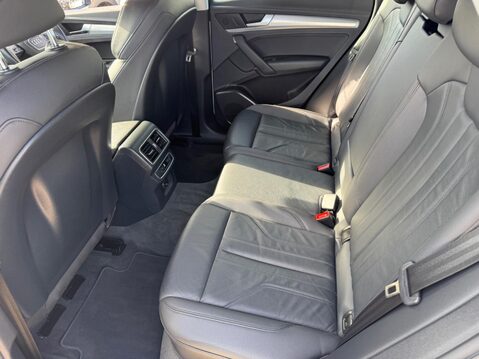 Audi Q5 2.0 TDI 40 Sport S Tronic quattro Euro 6 (s/s) 5dr 50