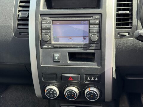 Nissan X-Trail 2.0 dCi Tekna 4WD Euro 5 5dr (AVM) 12