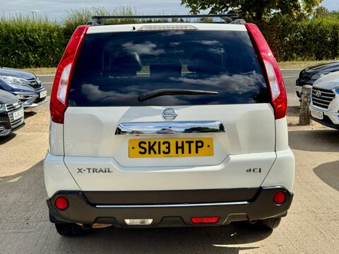 Nissan X-Trail 2.0 dCi Tekna 4WD Euro 5 5dr (AVM) 7